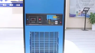 Рефрижераторный осушитель сжатого воздуха со встроенными фильтрами 